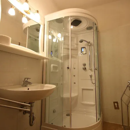בית נופש In Novigrad With Private Pool Novigrad Istria