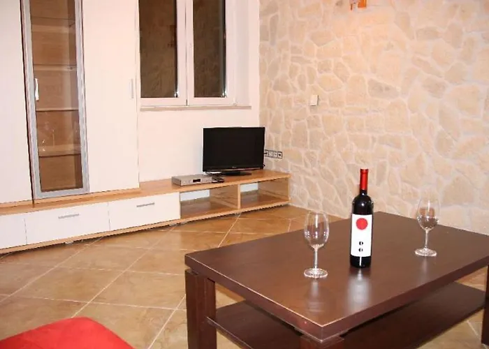 In Novigrad With Private Pool *